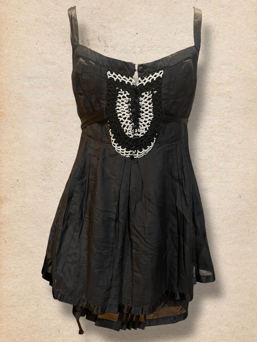 Black vintage Bebe Sleeveless Crochet-Accent satin babydoll Dress
